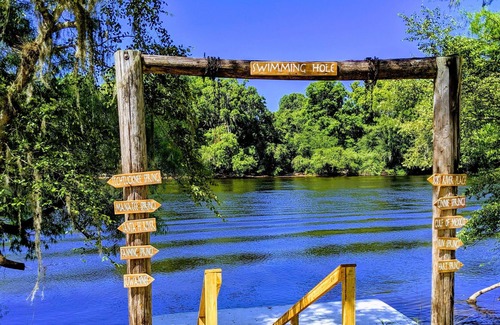 Old Town House | Suwannee River Cabin Sanctuary 'The Birdhouse'