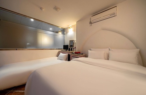 Paldal-gu Hotel | Suwon Station M