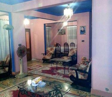 Al-'Amriyah Apartment | Suzie