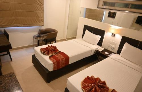 Kakinada Hotel | SVN GRAND