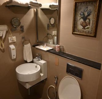 Kakinada Hotel | SVN GRAND