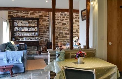 Llanwrtyd Wells House | Swallow Barn