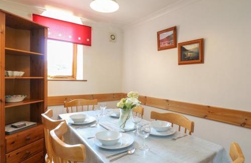 Bude House | Swallow Cottage
