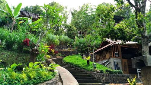 Munduk Hotel | Swar Bali Lodge