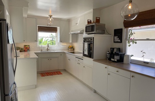 Upper Riviera House | Sweeping Ocean and Harbor Views, Single Level, Quiet Location