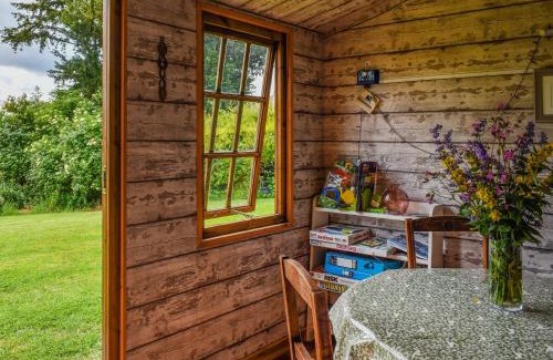 Llanfihangel Tal-y-llyn House | Sweet Briar - Uk49797