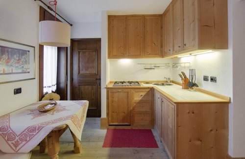 Cortina d'Ampezzo Historic Centre Apartment | Sweet cristallo
