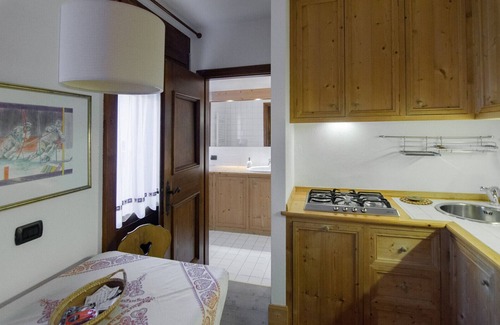 Cortina d'Ampezzo Historic Centre Apartment | Sweet cristallo