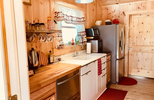 Black Mountain Cabin | Sweet Dreams Lakeview Cabin