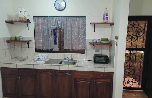 Playa Ocotal Apartment | Sweet Dreams Studio Apartment 5 mins from the Beach Ocotal