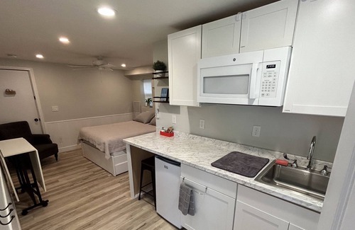 Azalea Park Apartment | Sweet Guest Suite - Private Entrance Mother-In-Law Suite / ≤30min to everything