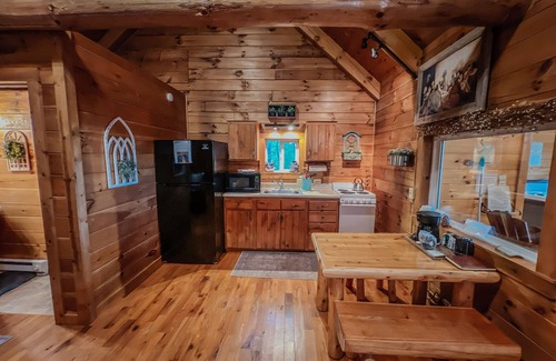 Laurelville Cabin | Sweet Heart Cabin in Hocking Hills