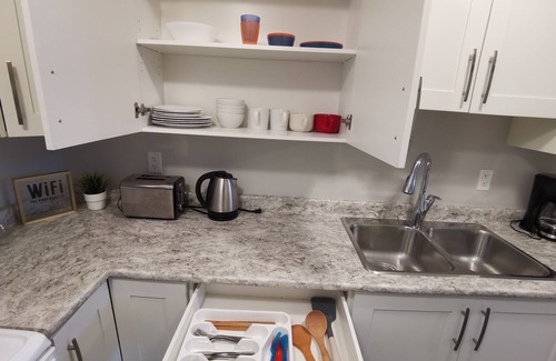 Surrey House | Sweet home-morden brand new suite