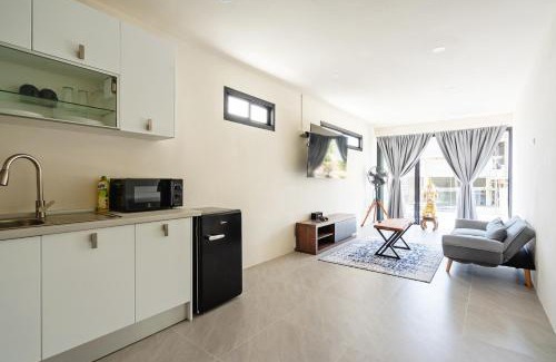 Maret House | Sweet Home Sea view Pool apartment - 5 Mins from beach