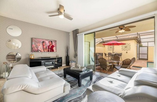 Four Corners House | Sweet Retreat - Free Pool Heat & Bbq