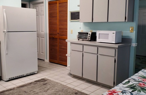 Homosassa Villa | Sweet Retreat! Gulf beaches, scalloping, manatees, theme parks, kayaking!