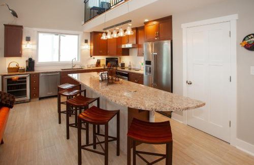 Sandbridge House | Sweet Sojourn