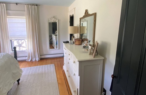Kittery House | Sweet Traditional Kittery New Englander with Pool!