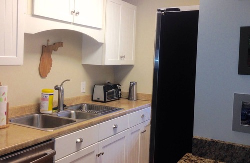 Springs at Kings Bay Condo | Swim with manatees, fish, scallops or just relax!