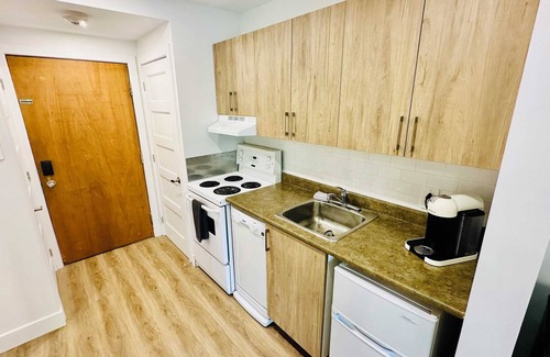 Mont-Tremblant Village Apartment | Swimming Pool, Spa - Condo Mont Tremblant 2