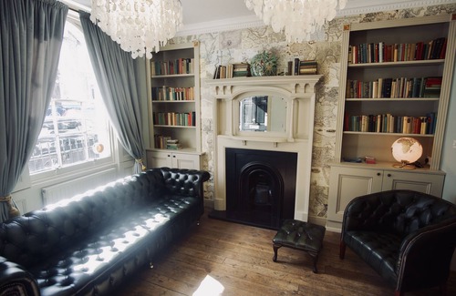 King's Cross Bed & Breakfast | Swinton