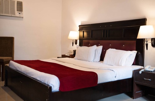 Tapovan Hotel | Swiss Cottage and Spa by Salvus