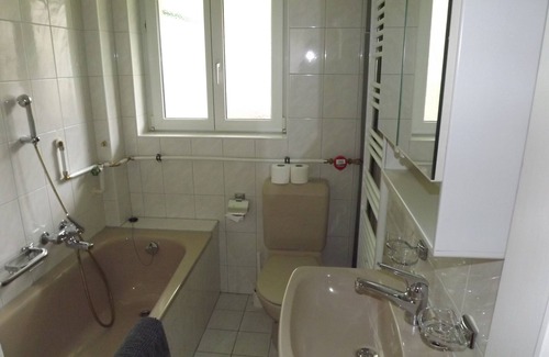 Breite House | Swiss Star Eptingerstrasse