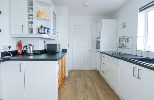 Bwlchtocyn Cottage | SWN Y WYLAN, pet friendly, country holiday cottage in Abersoch