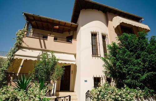 Melissatika House | Sylvi Maisonette Volos