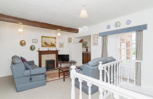 Turriff House | Symbister Suite