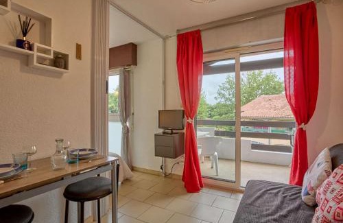 Barbotan-les-Thermes Apartment | T1 bis lumineux pour 2, terrasse ensoleillée, parking, wifi - FR-1-841-26