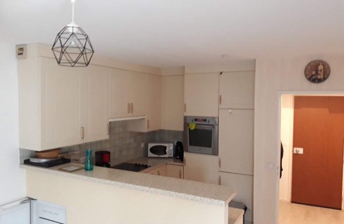 Benodet Apartment | T2 apartment, sea view, 150m beach and Bénodet spa, garage, terrace