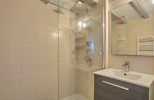 Cazaubon Apartment | T2 bis avec véranda vue campagne pour 4 pers., parking, wifi - FR-1-841-34