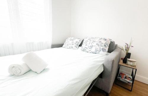 Saint-Nazaire Apartment | T2 Jardin, Centre, Gare, 5'plage