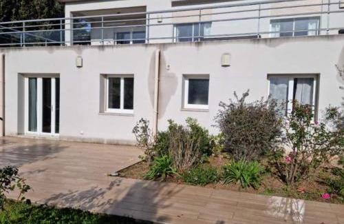 Afa House | T2, rez de villa avec piscine