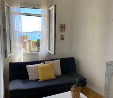 Le Mourillon Apartment | T2 vue mer Toulon plage Mourillon