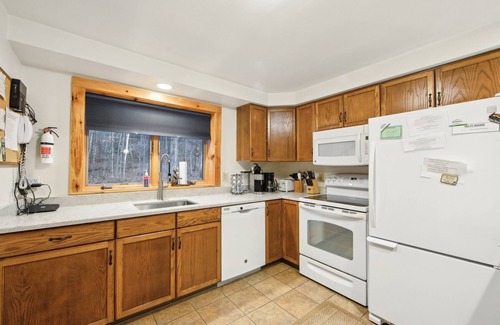 North Creek House | Tahawus 74I - A Cozy Adirondack Retreat 2 Bedroom Townhouse by The Summit at Gore Mountain