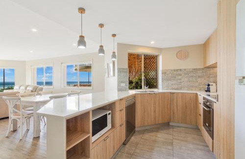 Bilinga Apartment | Tahnee Court Unit 3