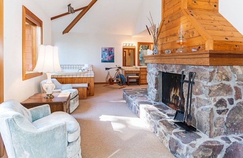 Tahoe City House | Tahoe Classic by Tahoe Mountain Properties