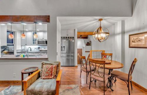 Dollar Point House | Tahoe Condo Near Skylandia Beach