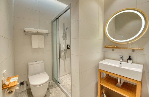 Bao'an Hotel | Taihua Wutong Hotel