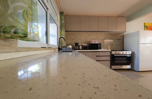 Teahupoo Apartment | Taina - Grand Appartement Avec Terrasse Avec Accès mer