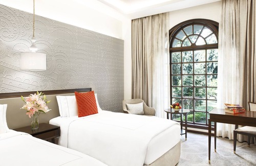 Gomti Nagar Hotel | Taj Mahal Lucknow