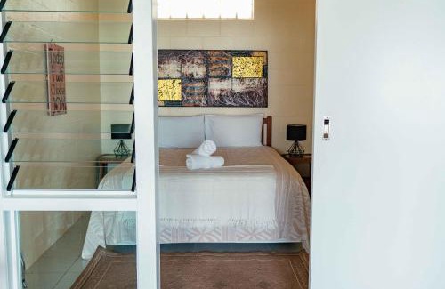 Takitumu District House | Take-A-Break Islander on the Beach Villa - Vaimaanga
