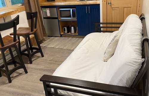 Talkeetna Cabin | Talkeetna Wilderness Lodge - Luxury King Cabin 9