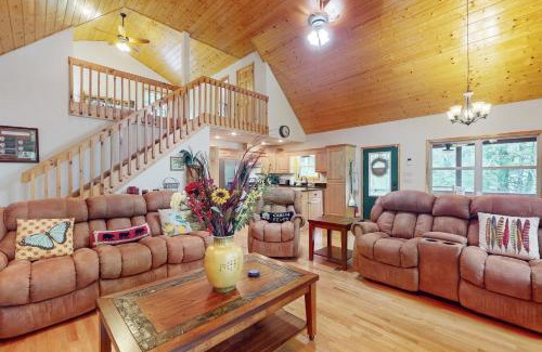 Murphy House | Talking River Chalet