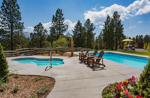 Purgatory House | Tamarron Gambel Oak 761