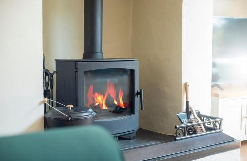 St Brides House | Tan Y Bryn
