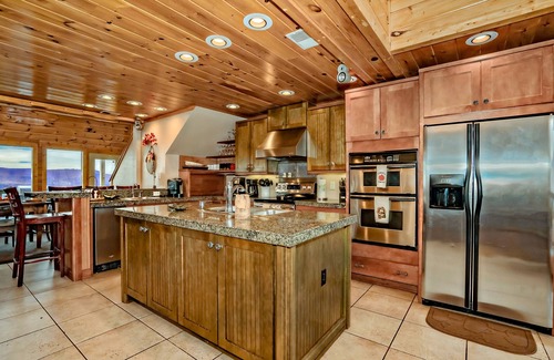 Gatlinburg - Pigeon Forge Cabin | Tanasi Lodge - Weddings - Retreats - Gathering