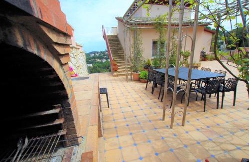 Lloret de Mar Villa | -TANCAT- V&V LLORET- Villa Christine